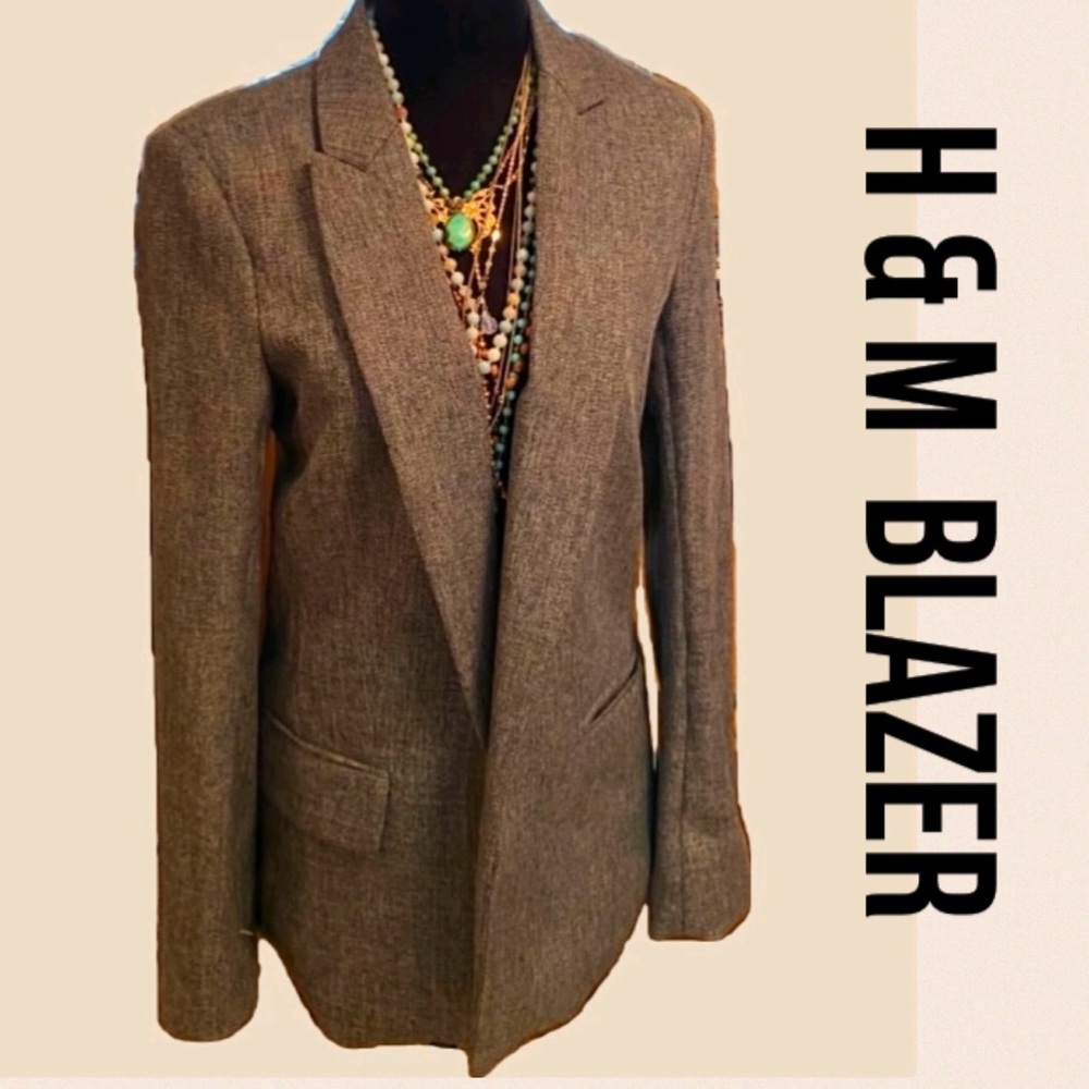 H&M  Blazer Size 4 Like New